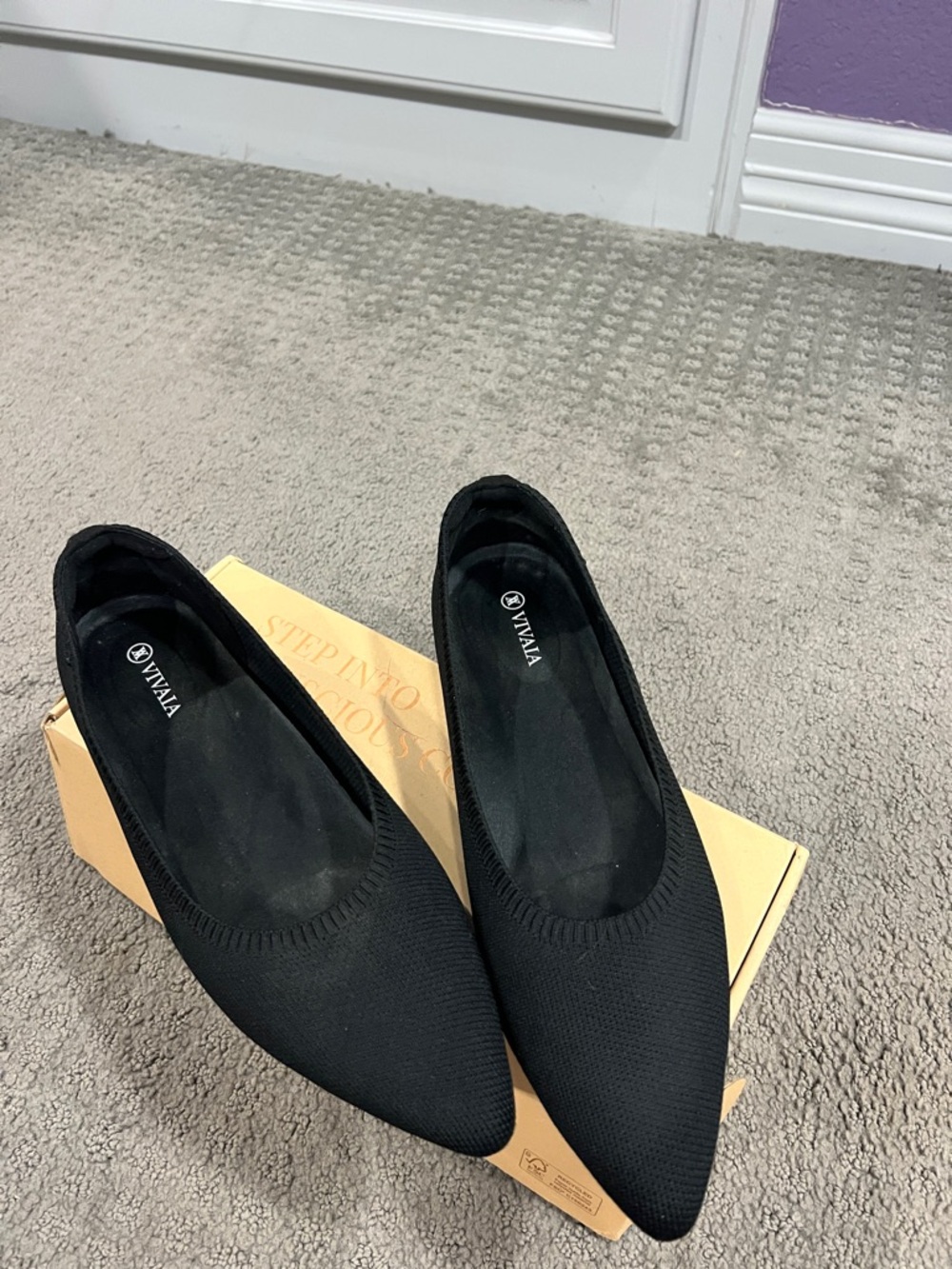 VIVAIA Black Pointed Knit Ballet Flats - Women's Comfort Loafers - Picture 4 of 4